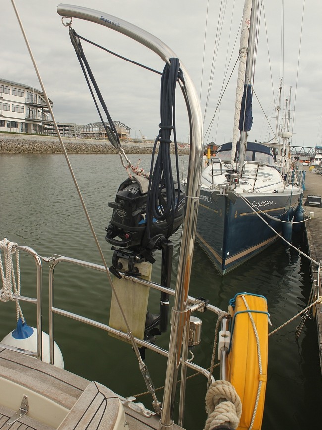 Simpson Handy Hoist Davit Portsmouth Hampshire